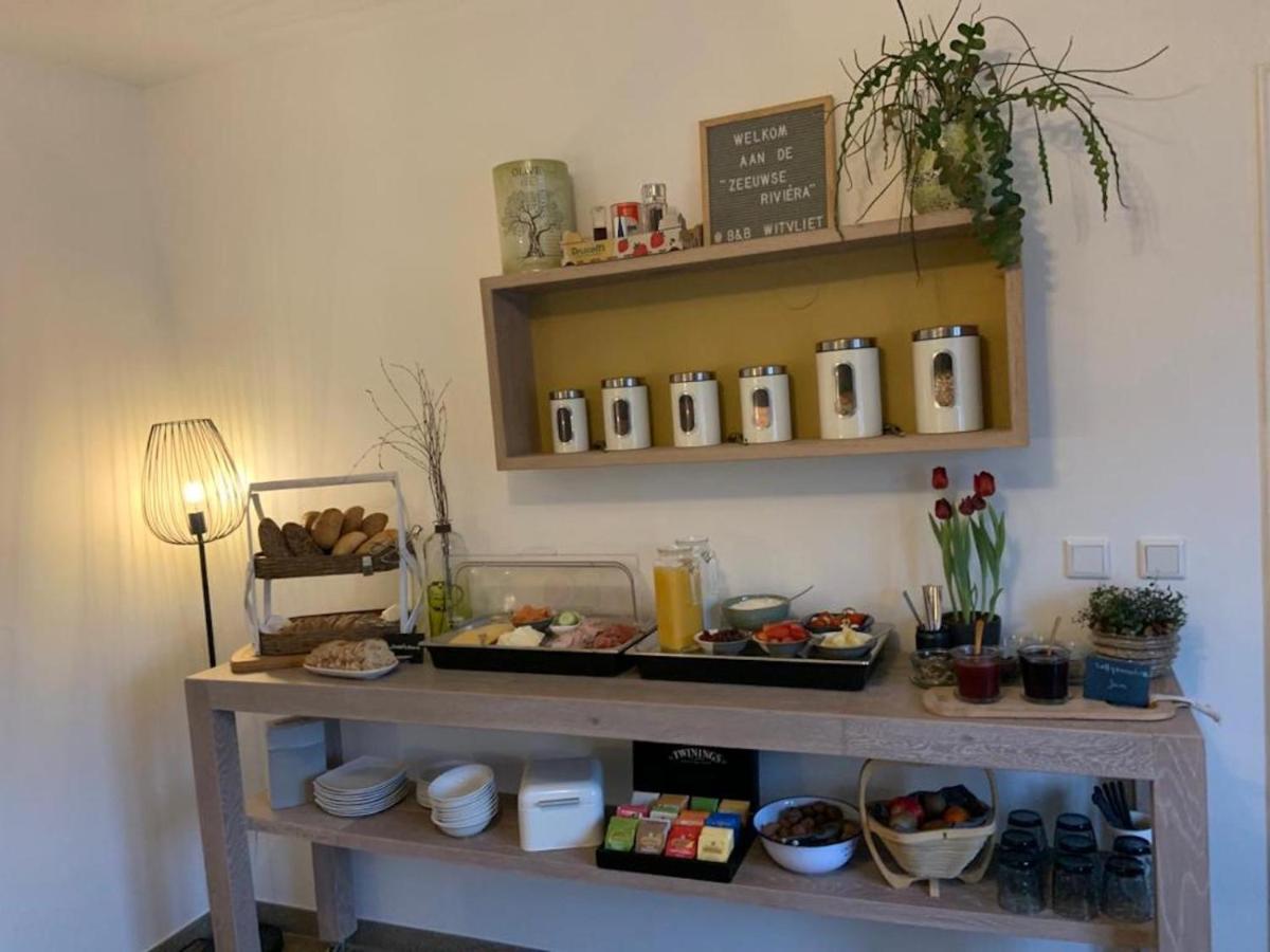 B&B Witvliet, Kamers En Studio Met Heerlijk Ontbijt ! Zoutelande Luaran gambar